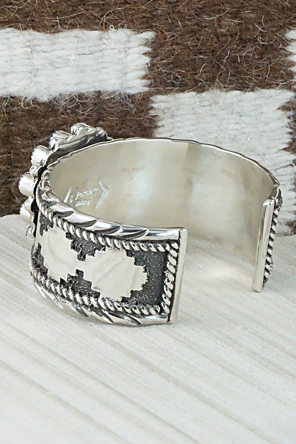 Spiny Oyster, Lapis & Sterling Silver Bracelet - Sandra Parkett - Image 4